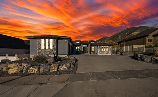 House in Erda, Utah, United States 1