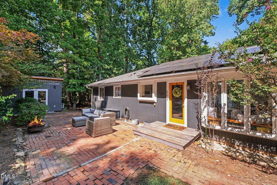 House in Chapel Hill, North Carolina, United States 1 - 18895811