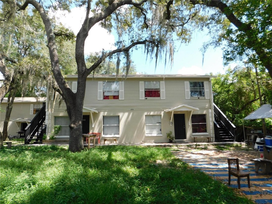Tampa, Florida, United States 5 - 18899170