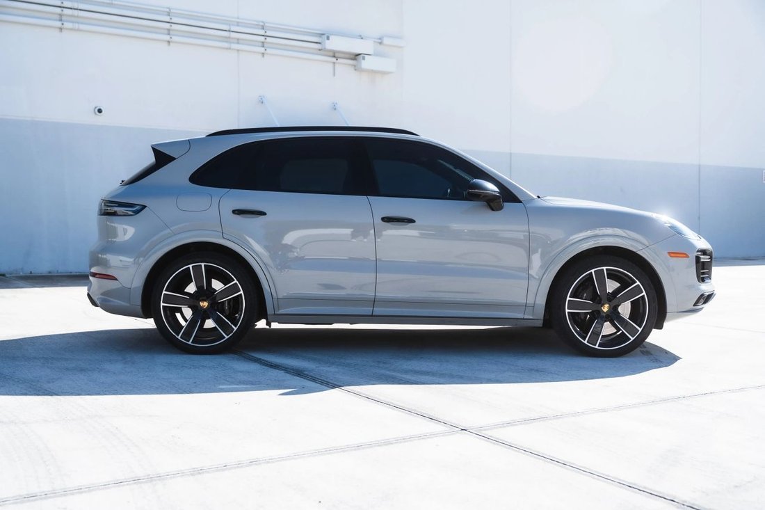 Suv in Boynton Beach, FL, United States 3 - 18875624