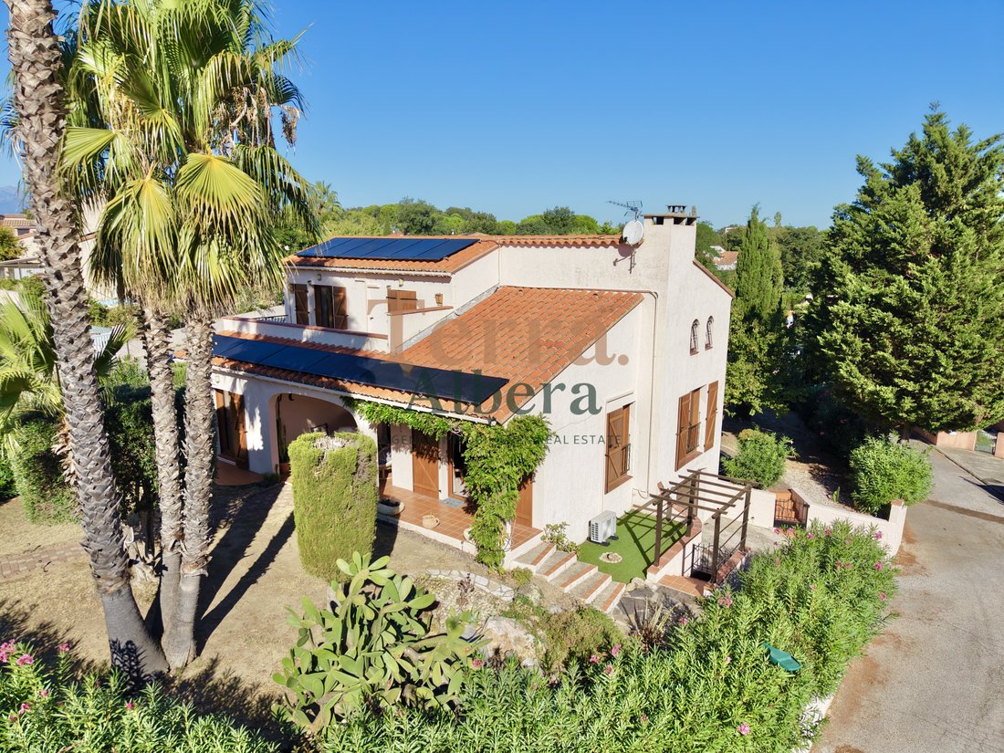 House in Laroque-des-Albères, Occitania, France 2 - 18900450