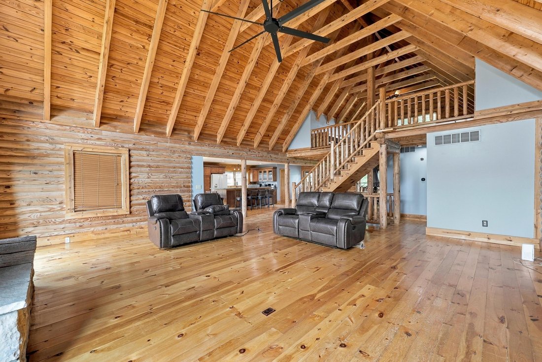 House in Centerburg, Ohio, United States 5 - 18898808