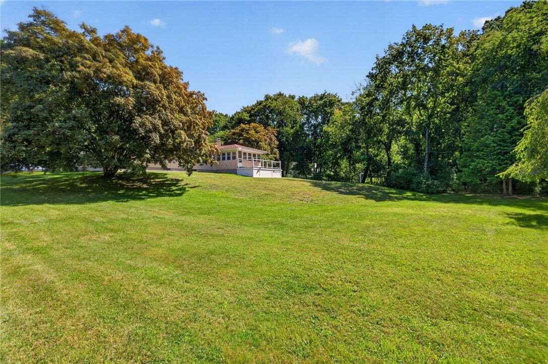 House in Seekonk, Massachusetts, United States 3 - 18895620