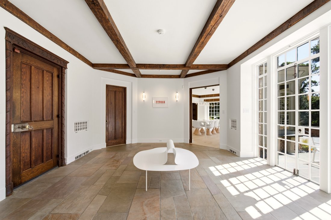 Maison à Cold Spring Harbor, État de New York, États-Unis 2 - 18897237