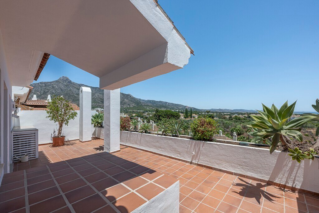 Penthouse in Marbella, Andalusia, Spain 4 - 18900865