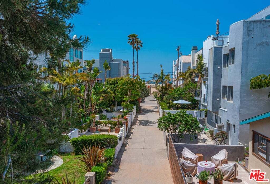 Marina del Rey, California, United States 3 - 18899439