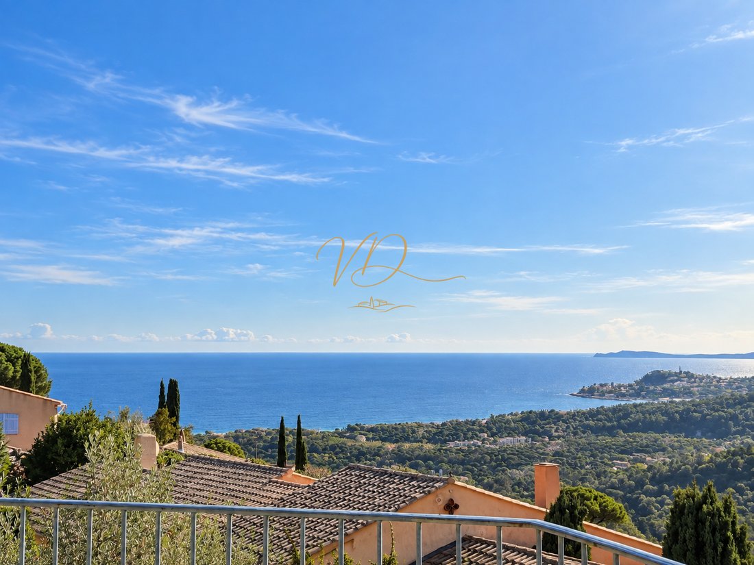 Villa en La Croix-Valmer, Provenza-Alpes-Costa Azul, Francia 1 - 18900284