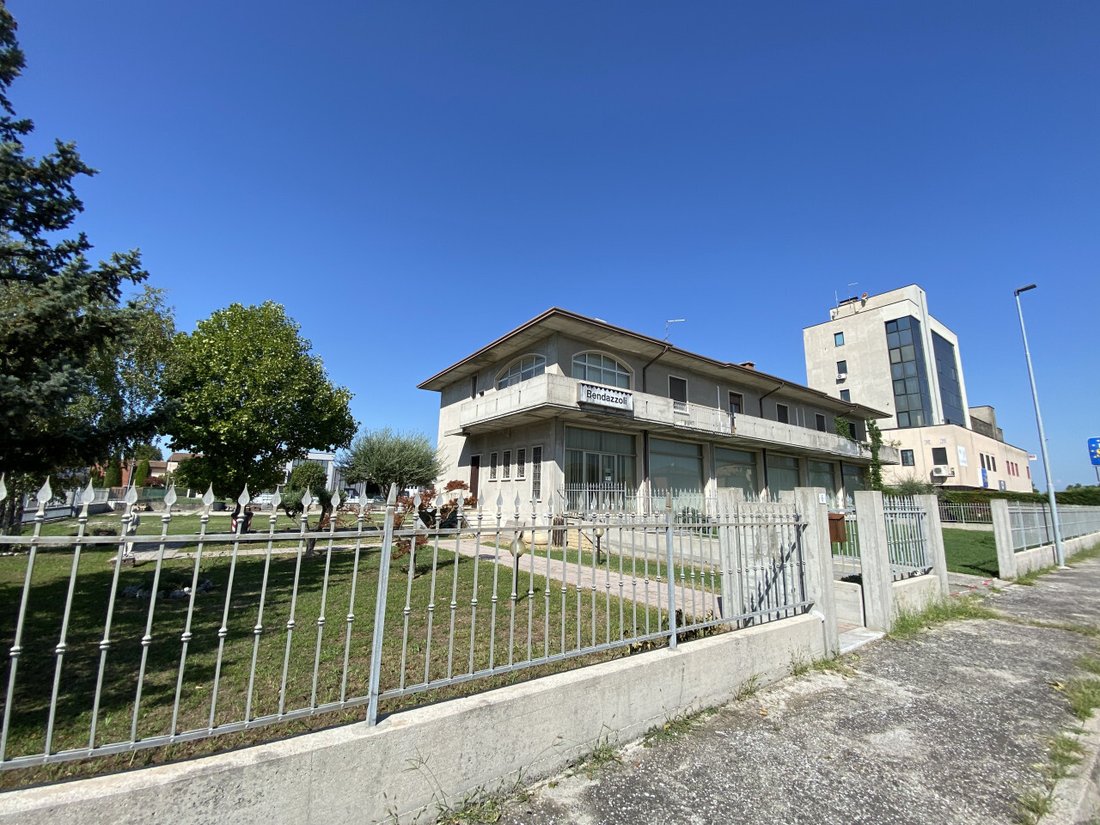 House in Vigasio, Veneto, Italy 2 - 18901578