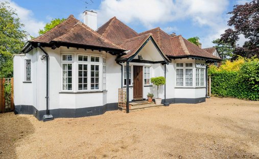 Bungalow en Walton on the Hill, Reigate and Banstead, Inglaterra 1
