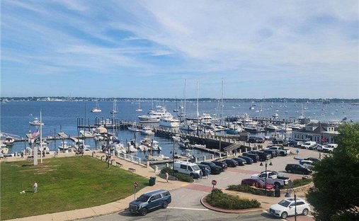 Condo in Jamestown, Rhode Island, United States 1