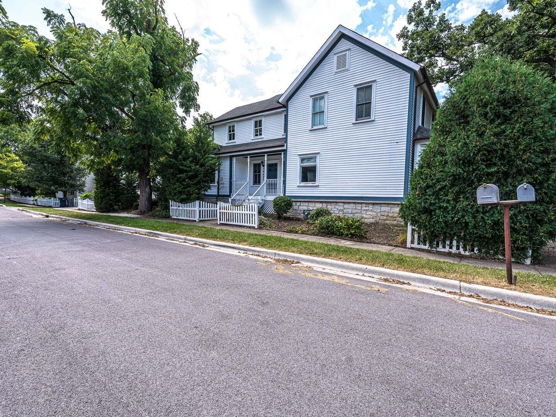 House in Orland Park, Illinois, United States 2 - 18900413