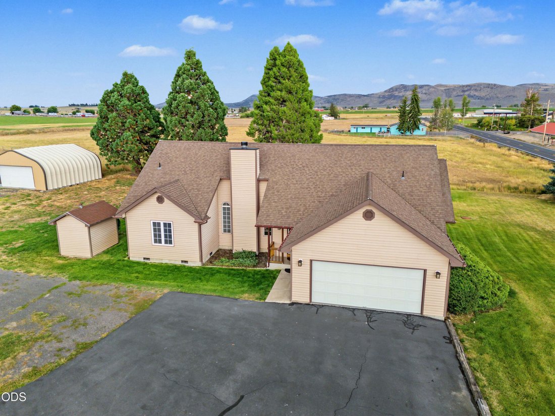 House in Klamath Falls, Oregon, United States 1 - 18898614