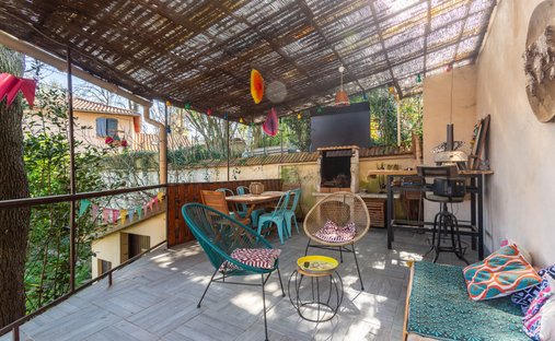 House in Oullins, Oullins-Pierre-Benite, France 1