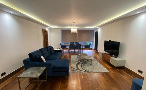 Apartment in Hyde Park, Westminster, England 1