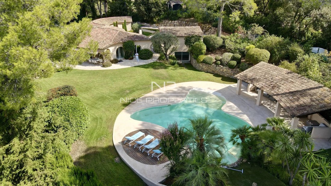 Villa à Valbonne, Provence-Alpes-Côte d'Azur, France 1 - 18897073