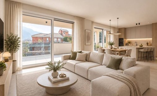 Apartment in Lungo Lago-Centro, Lecco, Lombardy 1