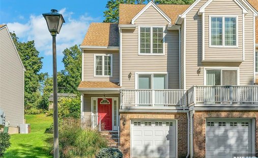 Townhouse in Denville, New Jersey, United States 1