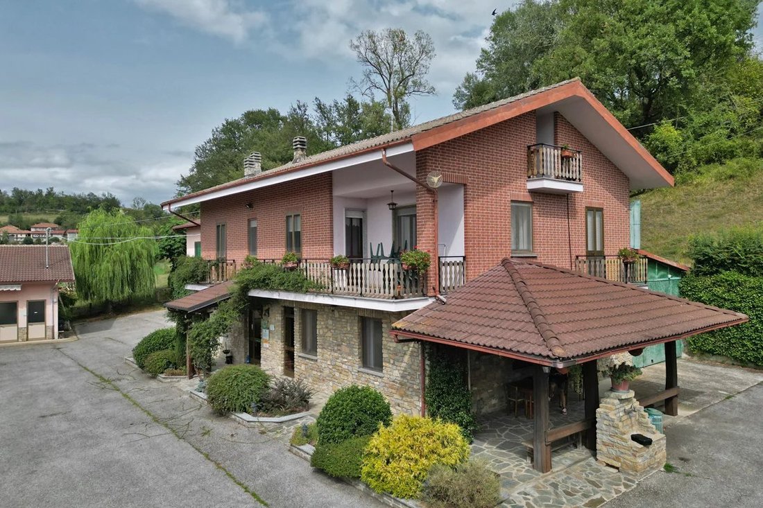 Rancho en Murazzano, Piamonte, Italia 4 - 18897637