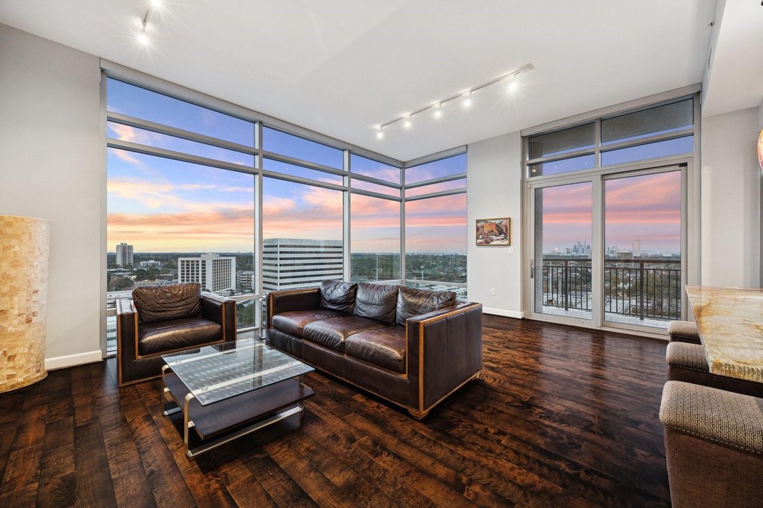Condo in Houston, Texas, United States 5 - 18900805