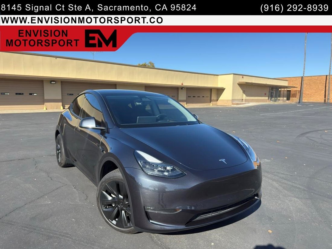 Suv in Sacramento, CA, United States 1 - 18896996