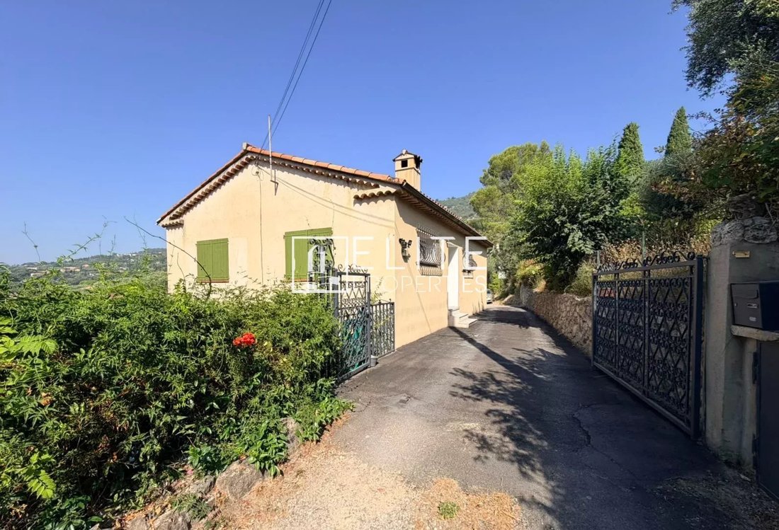 Villa in Spéracèdes, Provence-Alpes-Côte d'Azur, France 2 - 15877239