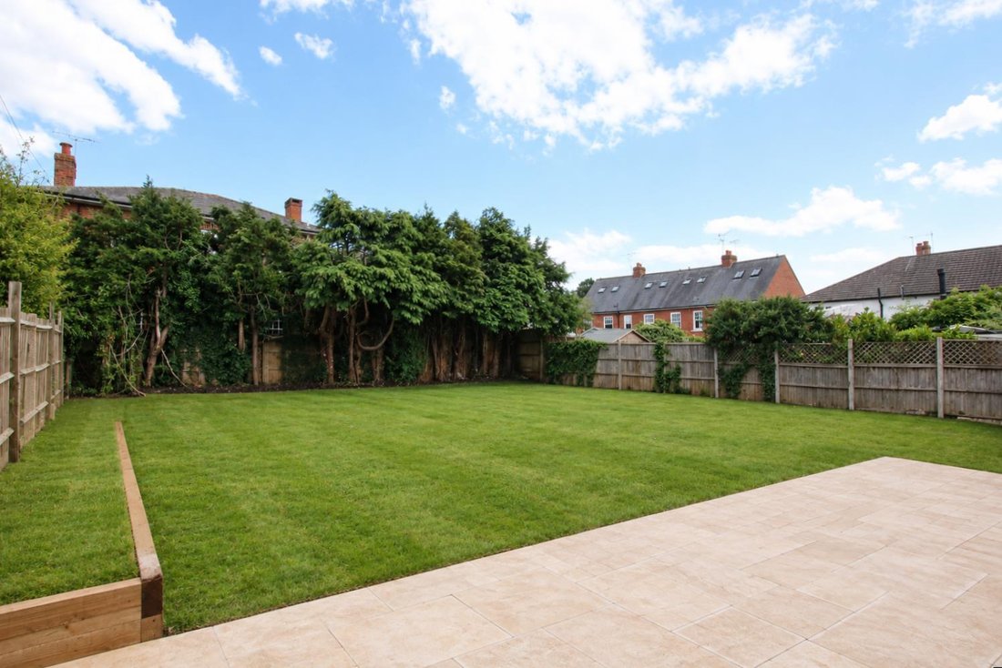 Casa en Hawks Hill, Fetcham, Inglaterra 4 - 18191299