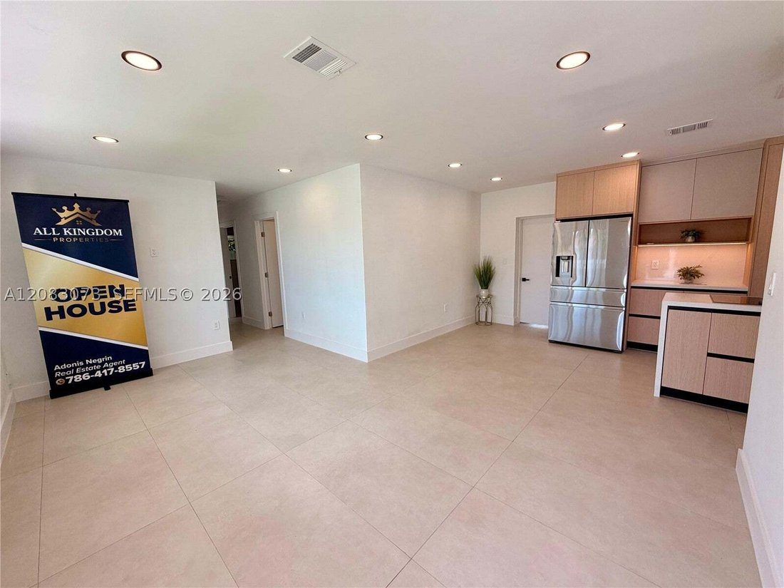 Casa a Miami, Florida, Stati Uniti 4 - 18786699