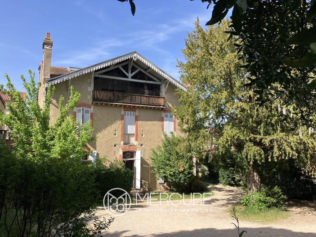 Finca en Faubourg Nord, Auch, Francia 1 - 18897743