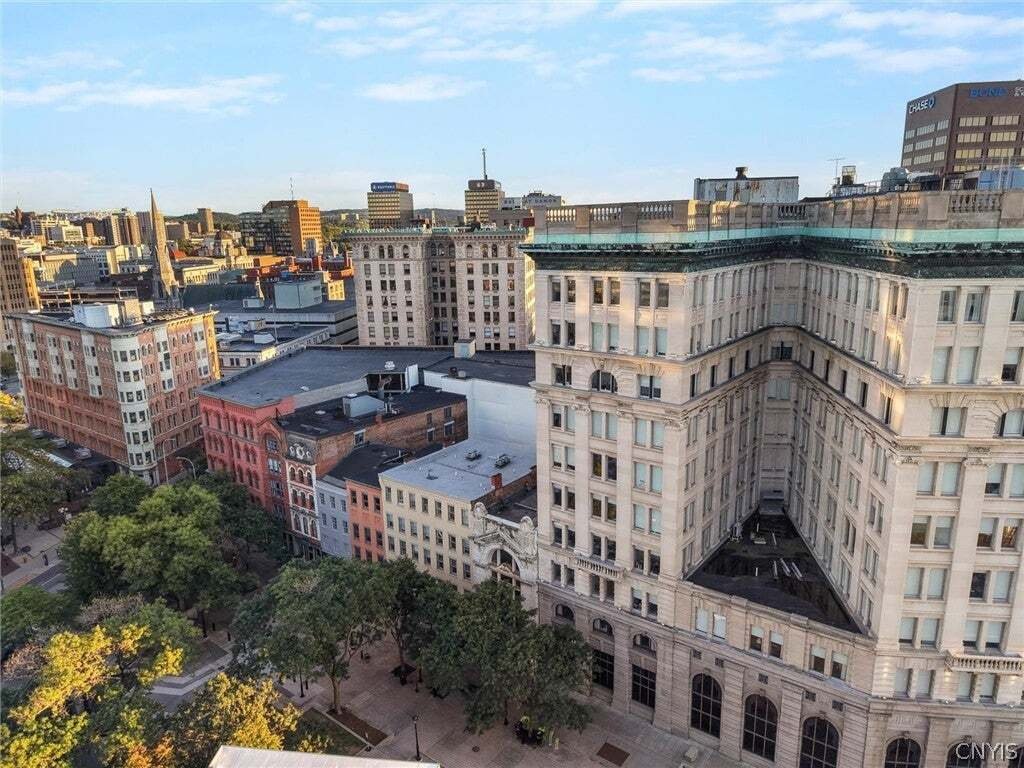 Syracuse, New York, United States 4 - 18895759