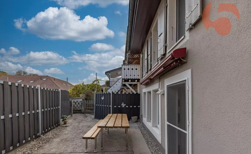 Villa a Cugy (FR), Cantone di Friburgo, Svizzera 1
