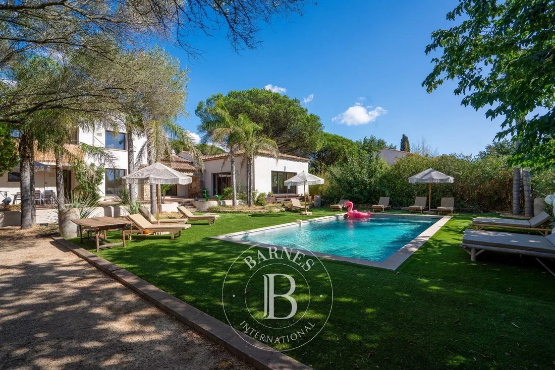 House in Grimaud, Provence-Alpes-Côte d'Azur, France 4 - 18901257