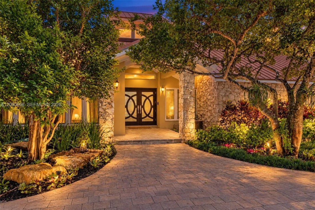 Haus in Coral Gables, Florida, Vereinigte Staaten 1 - 18898337