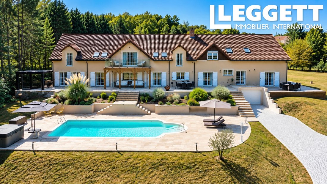 Villa in Les Farges, Nouvelle-Aquitaine, France 3 - 18897182
