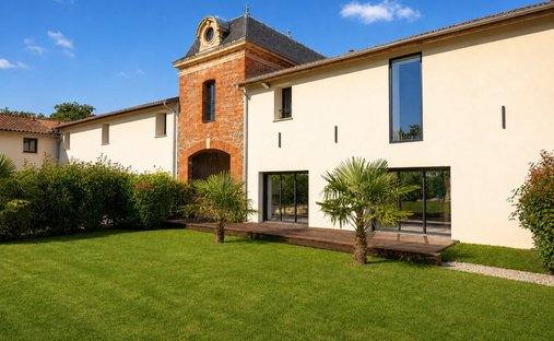 House in Centre Historique, Muret, France 1
