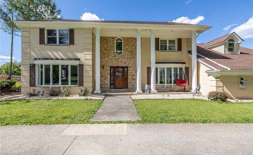 House in North Royalton, Ohio, United States 1