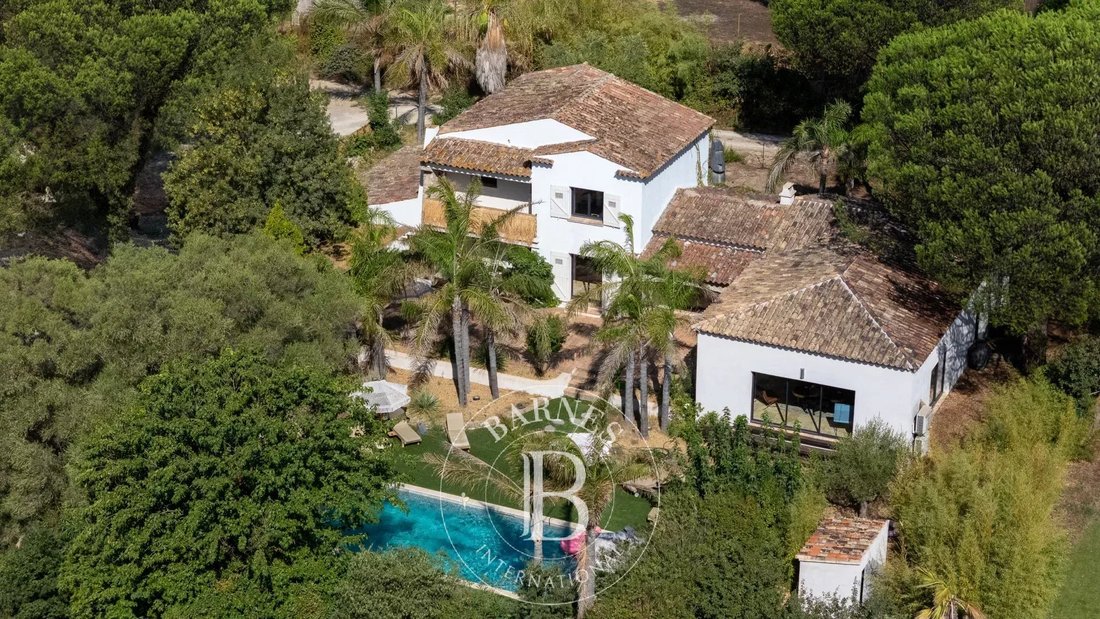 House in Grimaud, Provence-Alpes-Côte d'Azur, France 1 - 18901257