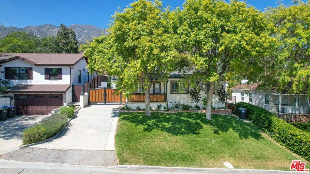House in Glendale, California, United States 2 - 18899500