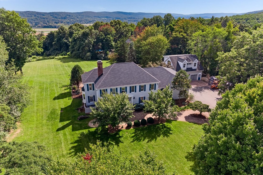 House in Long Valley, New Jersey, United States 2 - 18896872