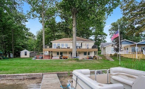 House in Stanton, Michigan, United States 1