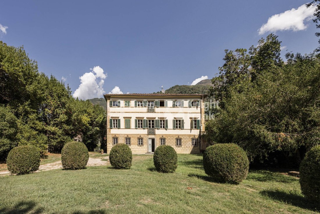 Villa a Centro Storico, Lucca, Toscana 4 - 18902078