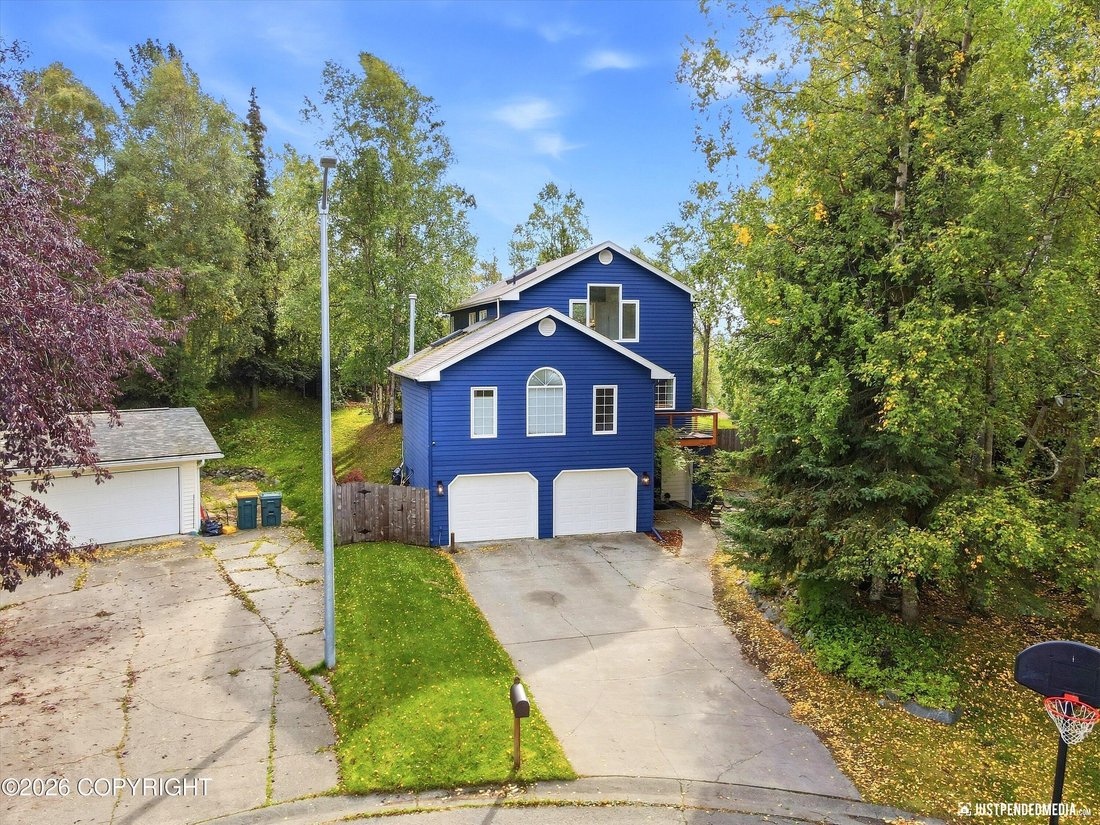 House in Anchorage, Alaska, United States 1 - 18899137