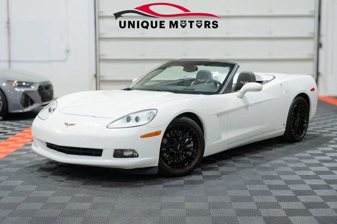 Cabriolet in Kent, WA, United States 1 - 18550073