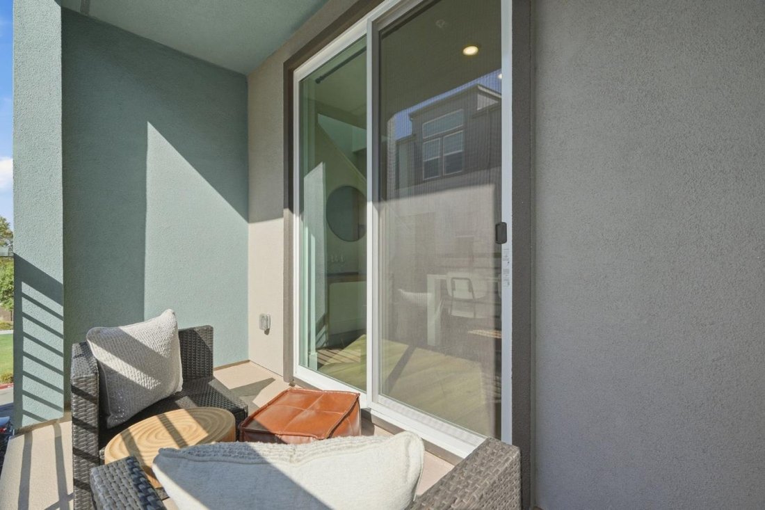 Condo in San Jose, California, United States 5 - 18899819