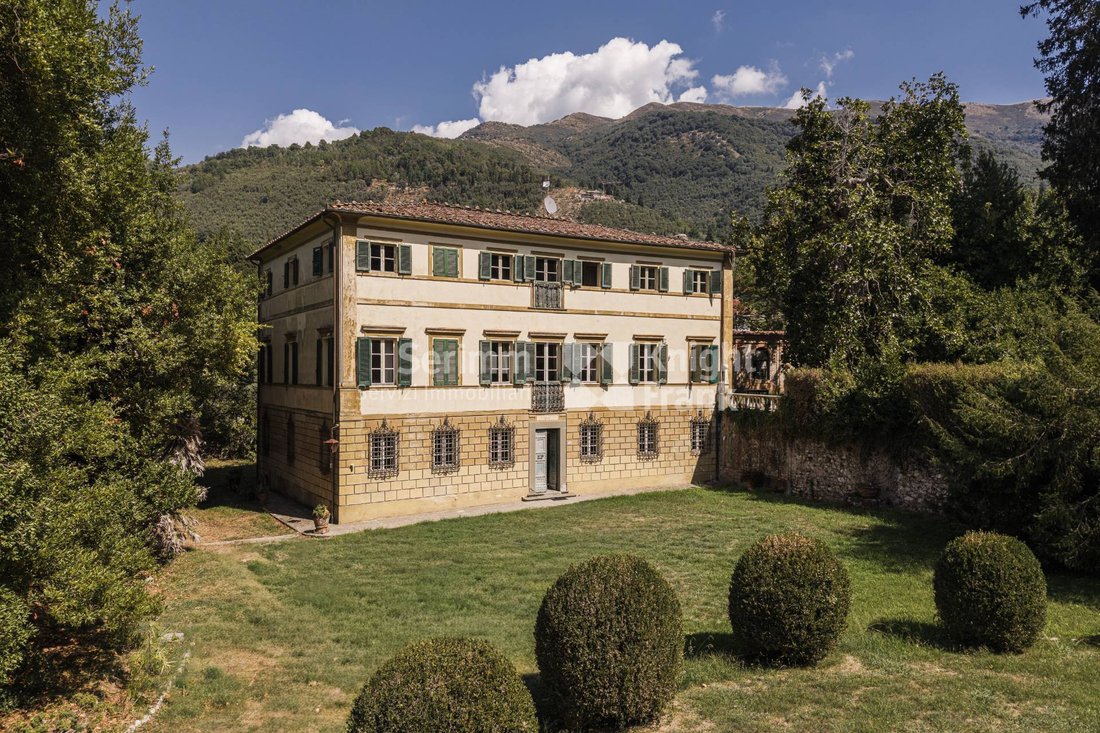 Villa a Centro Storico, Lucca, Toscana 1 - 18902078