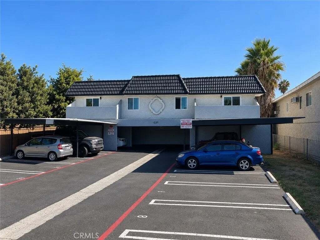 Escondido, California, United States 3 - 18509122
