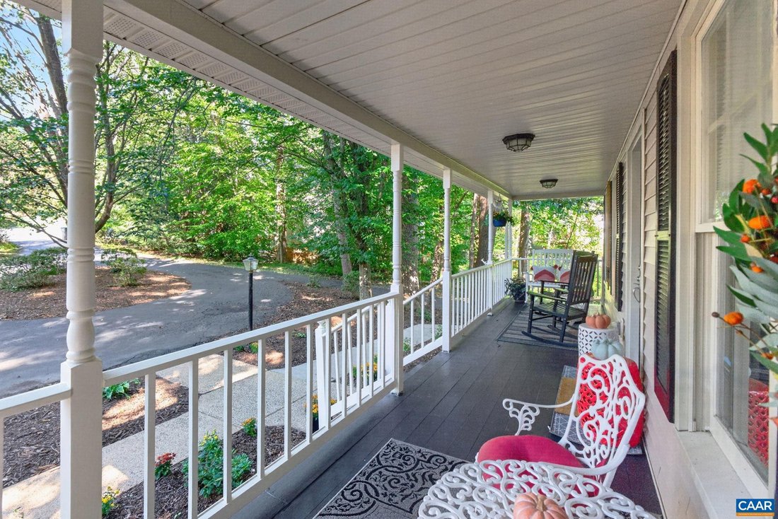 House in Charlottesville, Virginia, United States 4 - 18896147