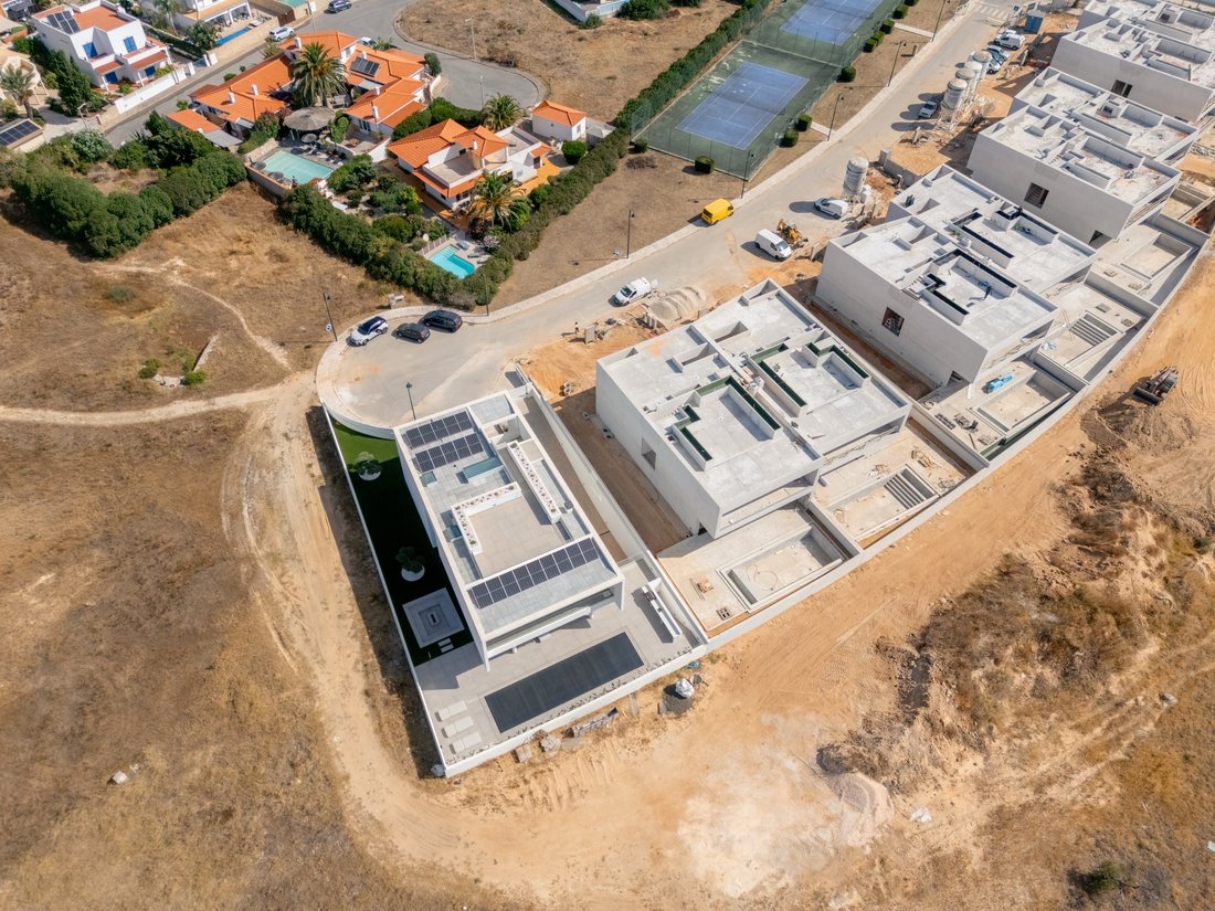 Villa in Sao Goncalo de Lagos, Algarve, Portugal 1 - 14883744