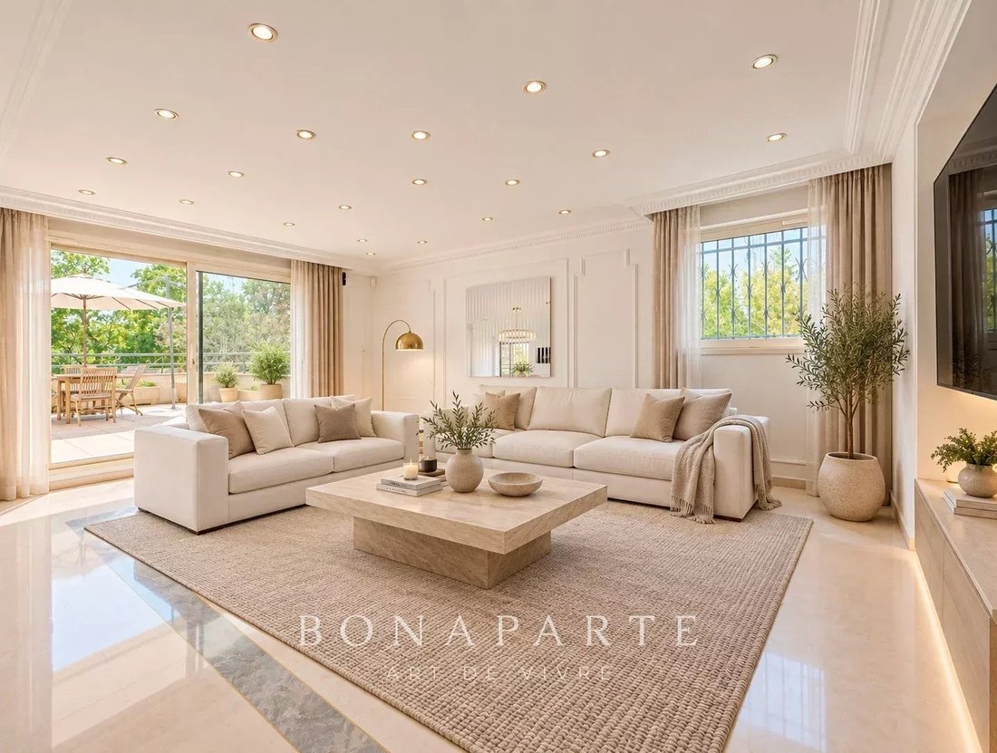 Apartment in Saint-Cloud, Ile-de-France, France 1 - 17626525