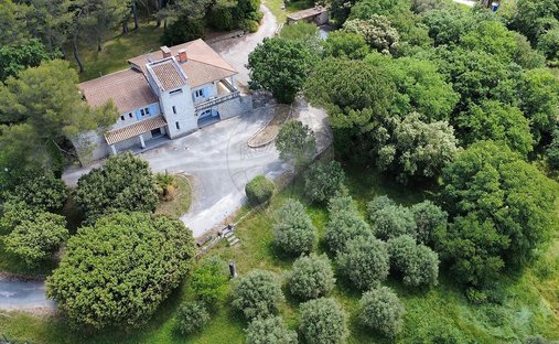 Haus in Sainte-Anastasie, Okzitanien, Frankreich 1