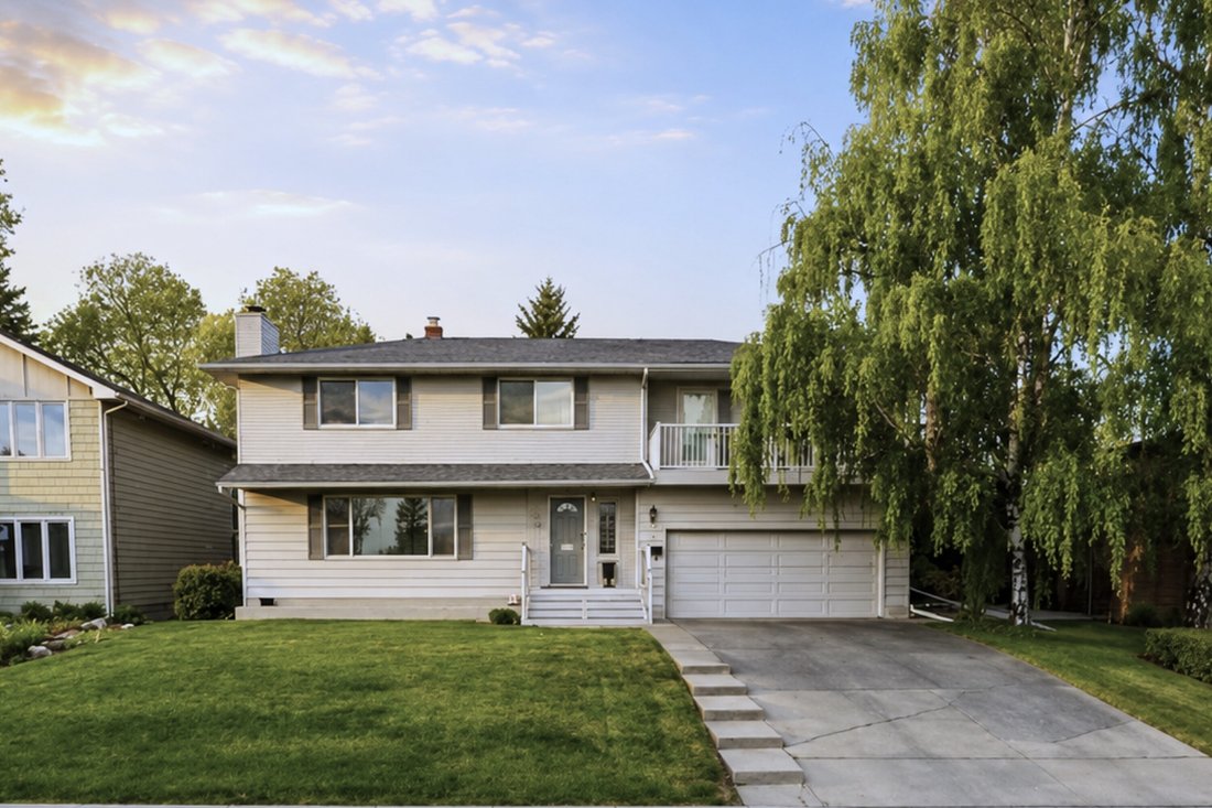 House in Calgary, Alberta, Canada 1 - 18896880